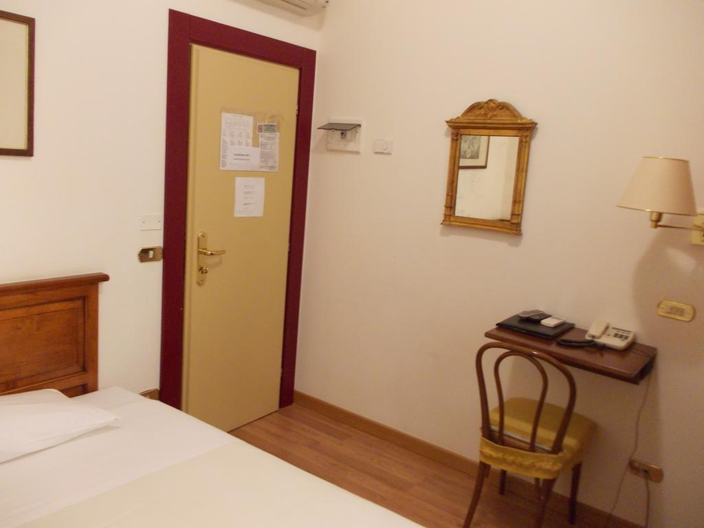 Hotel Al Castello Verona Exteriér fotografie